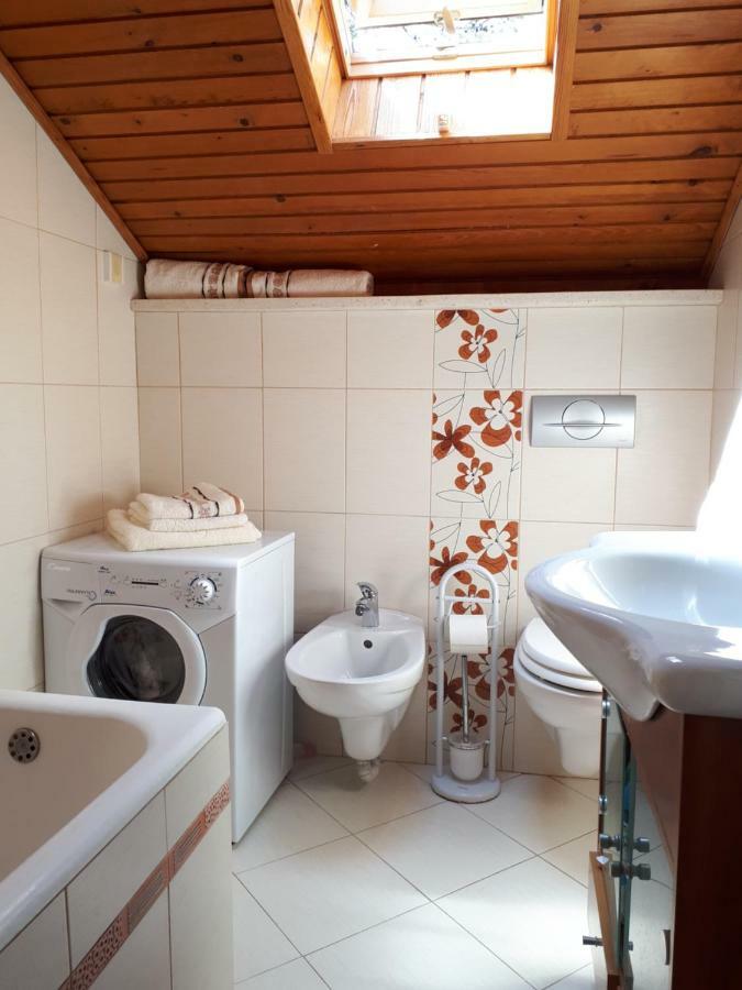 Apartmani Matas Petrcane Exterior photo