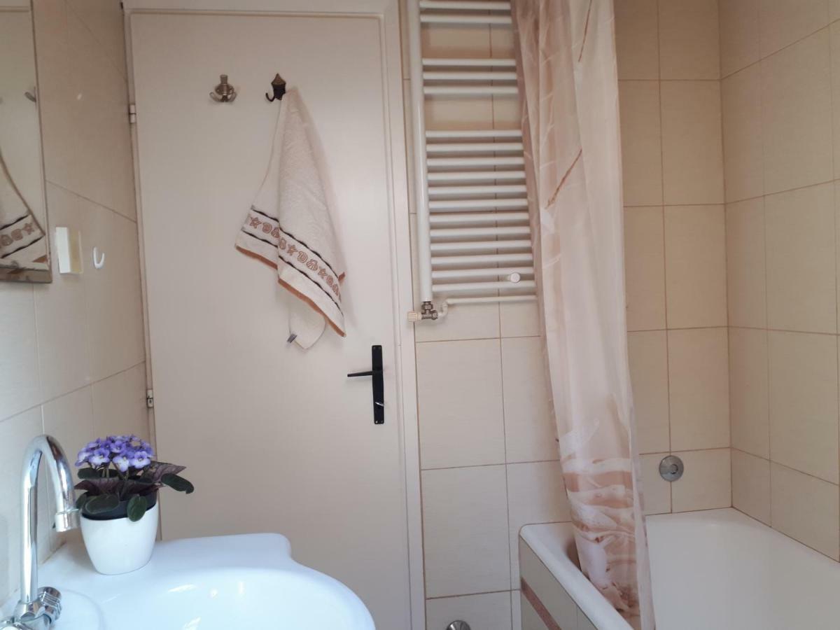 Apartmani Matas Petrcane Exterior photo